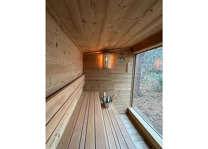 Under The Trees * Labaroche